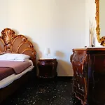 Apartament Le Stanze Del Papa, *